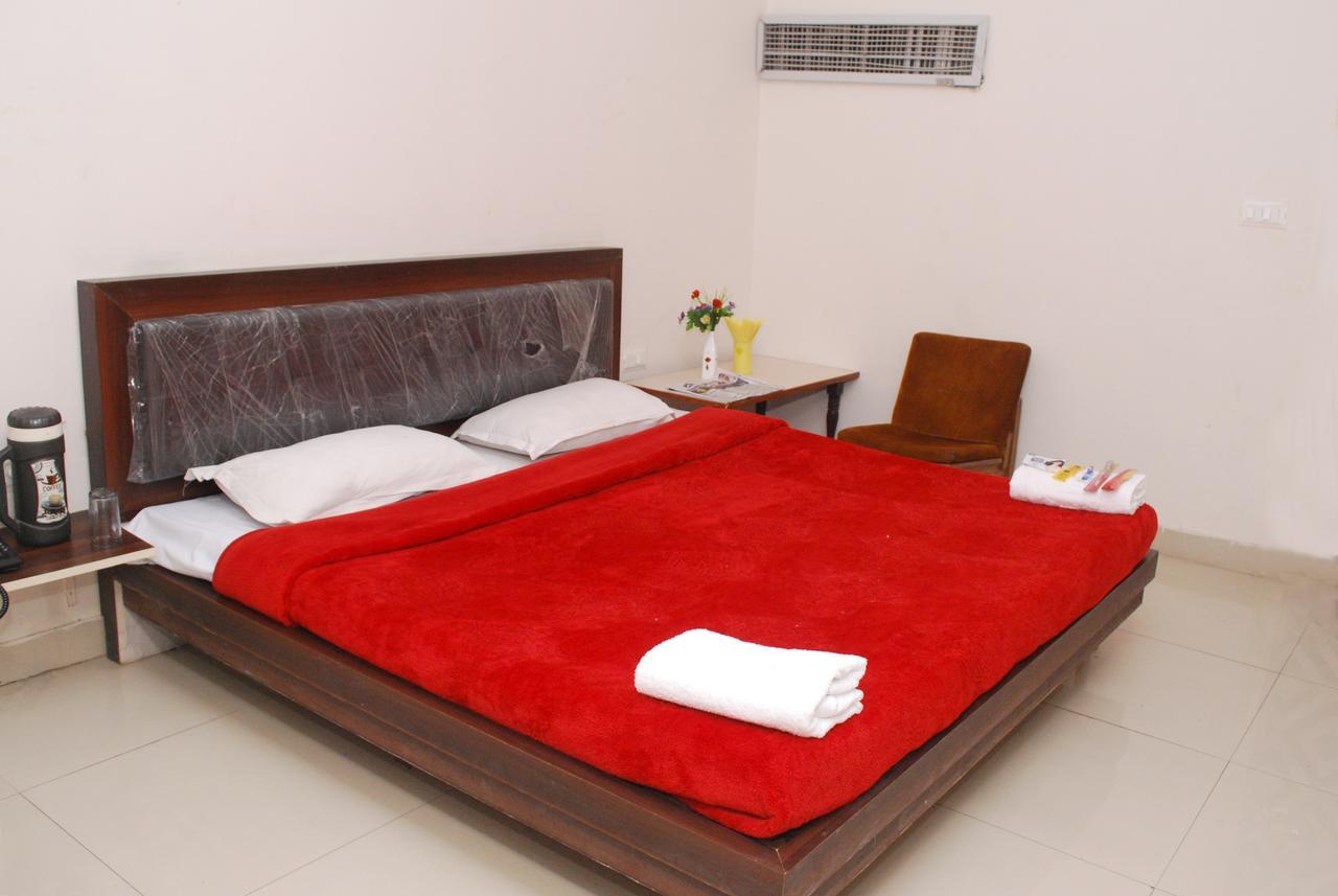 Hotel Harish Palace Agra (Uttar Pradesh) Bagian luar foto